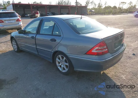 2006 Mercedes-Benz C 280 4Matic из США, поврежденный, VIN WDBRF92J26F738404